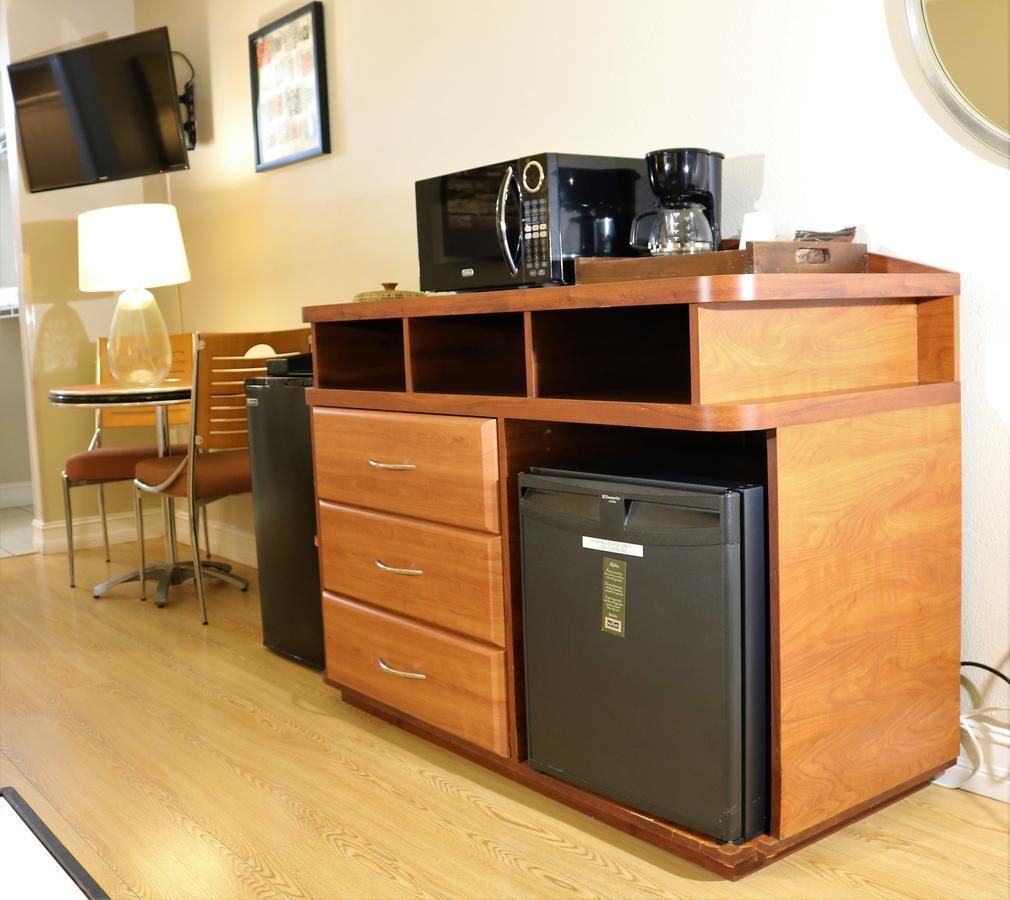 Monte Carlo Inn- Near Disney Kissimmee Bagian luar foto