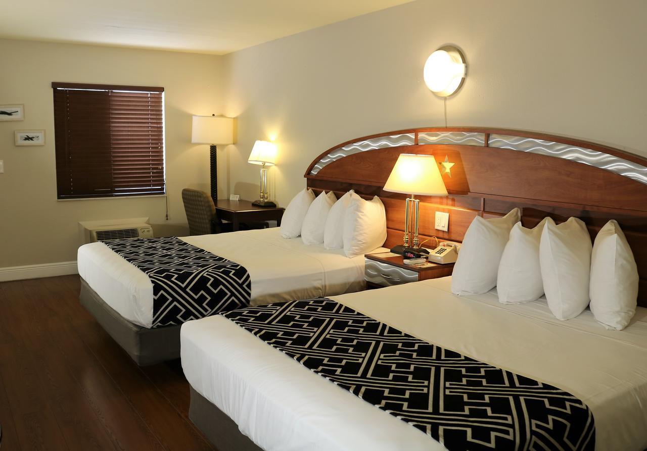 Monte Carlo Inn- Near Disney Kissimmee Bagian luar foto